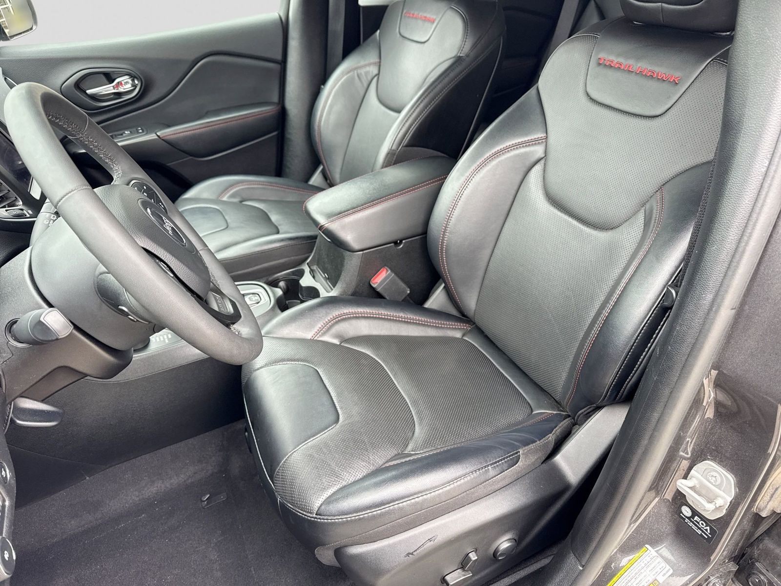 Thumbnail: 2022 Jeep Cherokee - 17