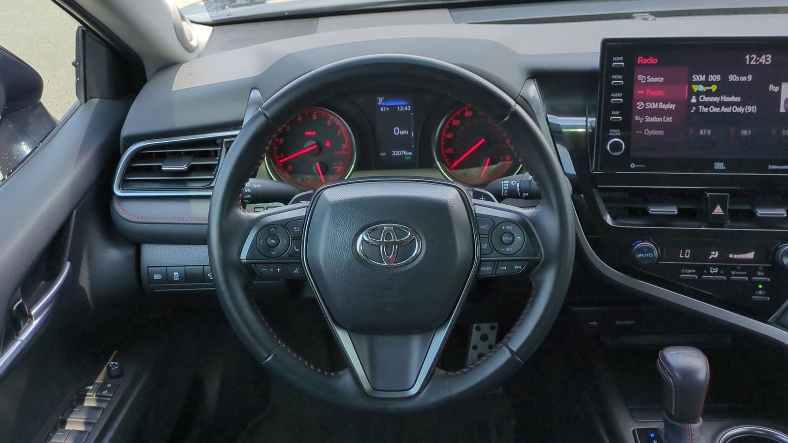 Thumbnail: 2023 Toyota Camry - 24