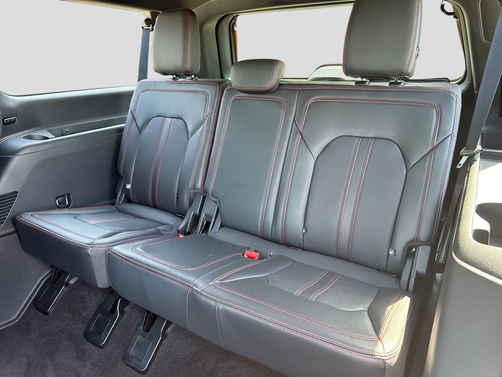 Thumbnail: 2023 Ford Expedition MAX - 26