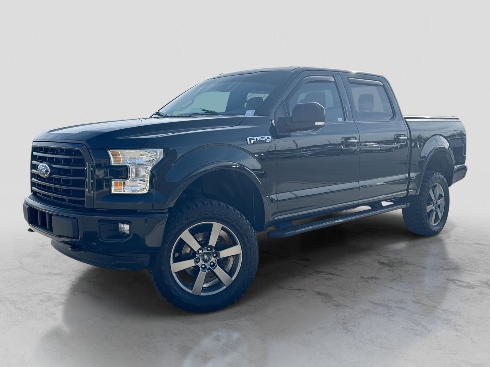 Thumbnail: 2016 Ford F-150 - 1