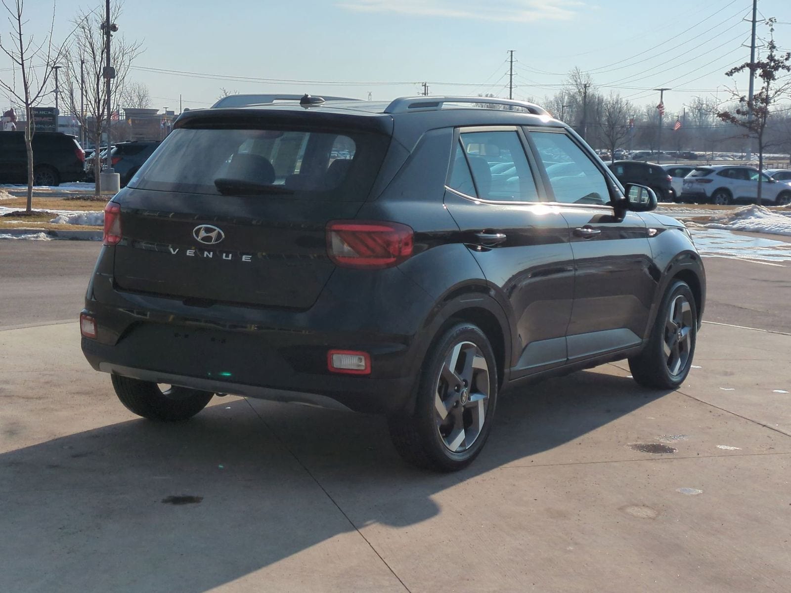 Thumbnail: 2023 Hyundai Venue - 8