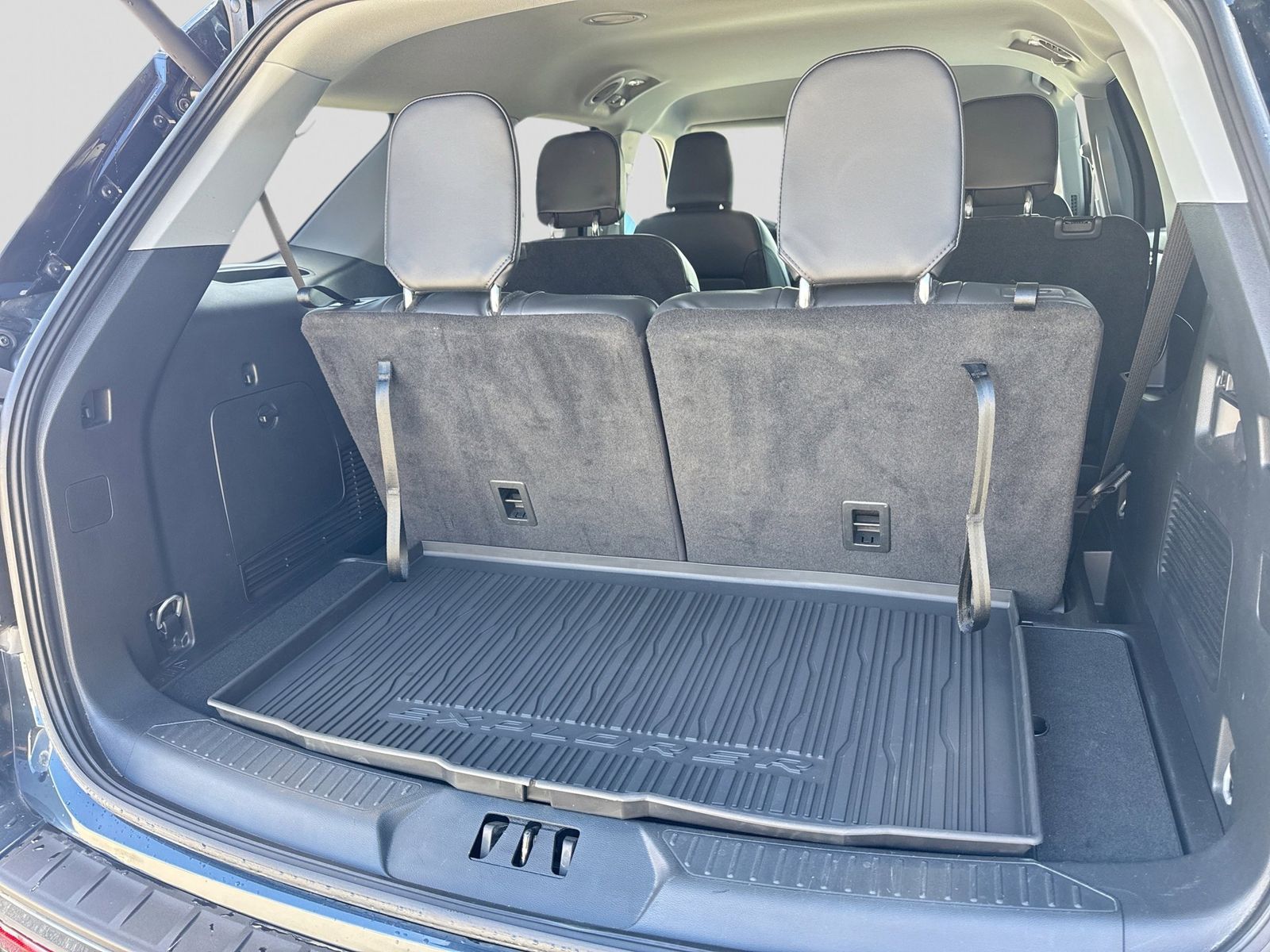 Thumbnail: 2023 Ford Explorer - 37