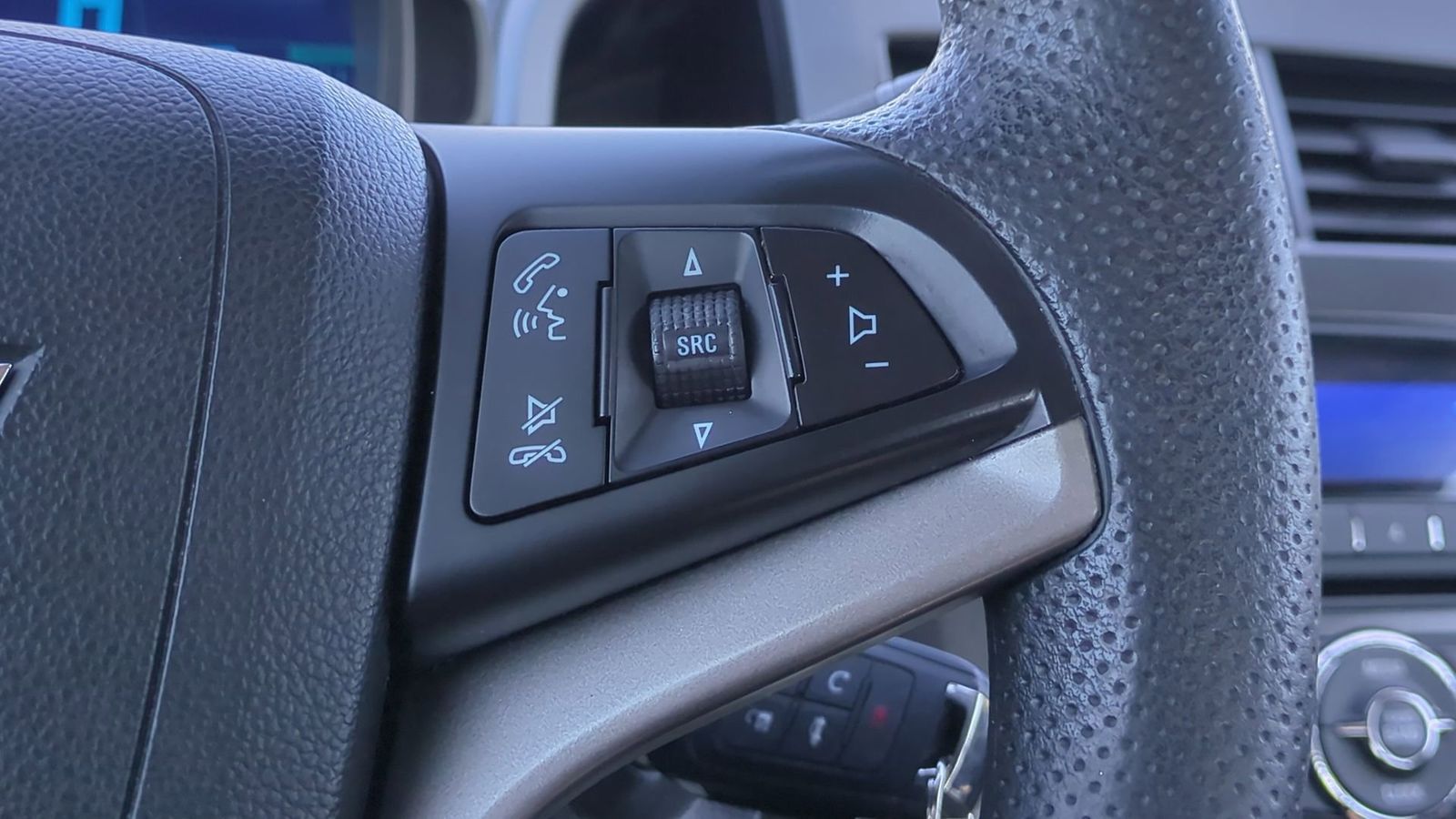 Thumbnail: 2014 Chevrolet Sonic - 35