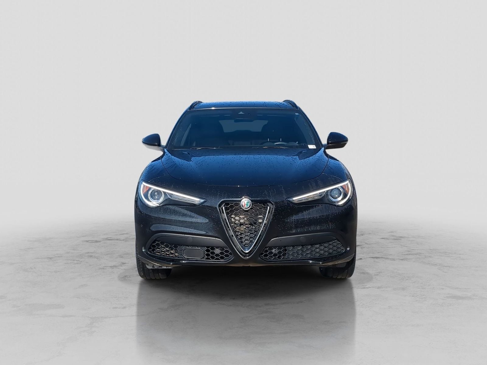 Thumbnail: 2023 Alfa Romeo Stelvio - 12