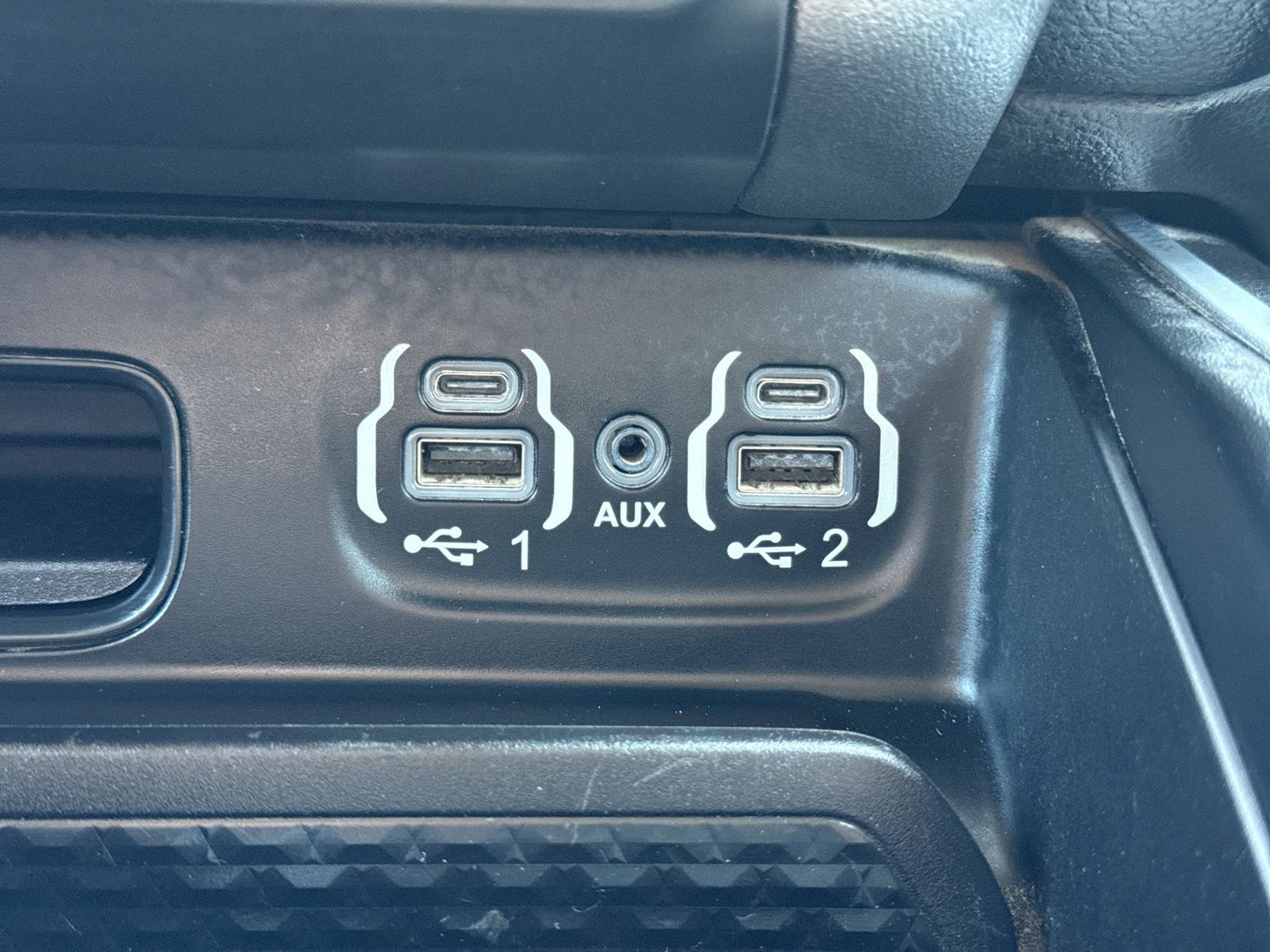 Thumbnail: 2020 RAM 1500 - 33