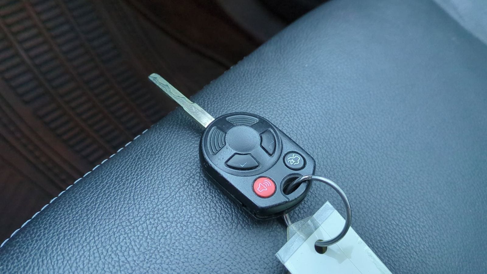 Thumbnail: 2014 Ford Escape - 40