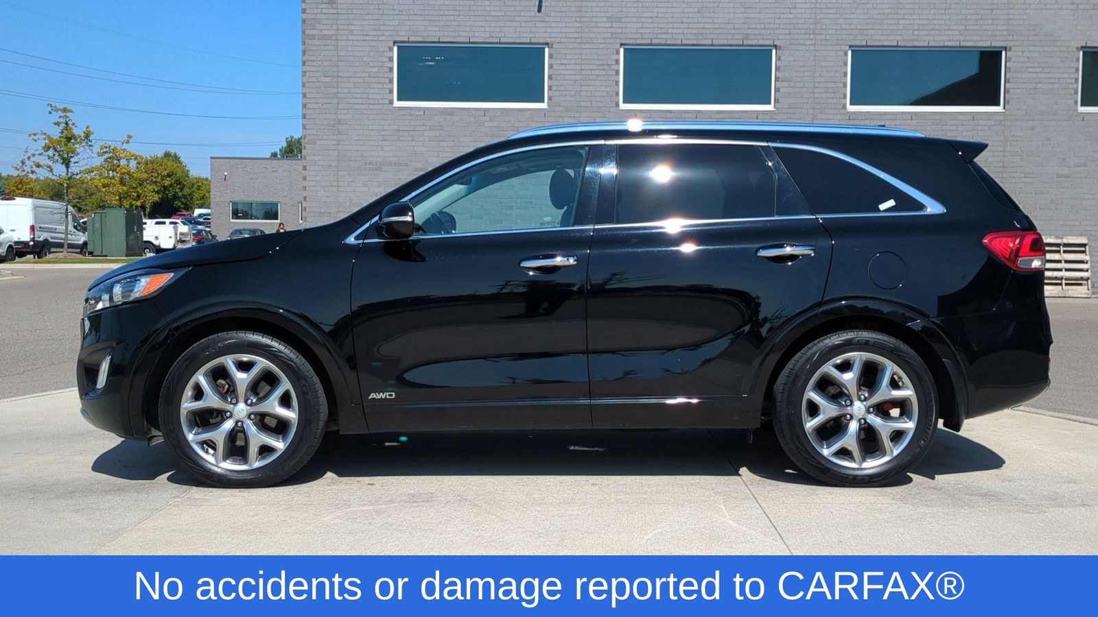 Used 2016 Kia Sorento SX with VIN 5XYPKDA52GG087527 for sale in Washington, MI