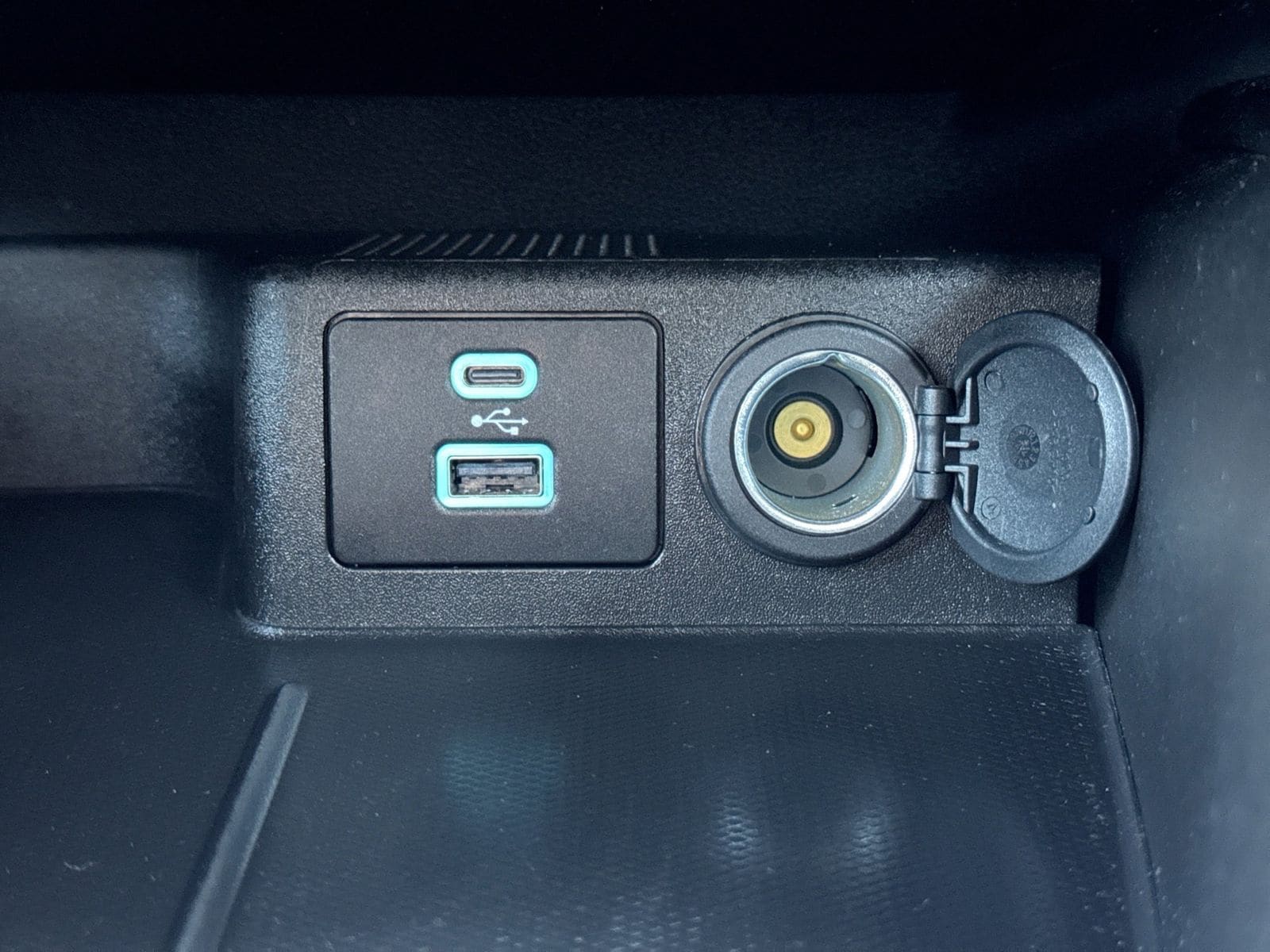 Thumbnail: 2023 Ford Escape - 31