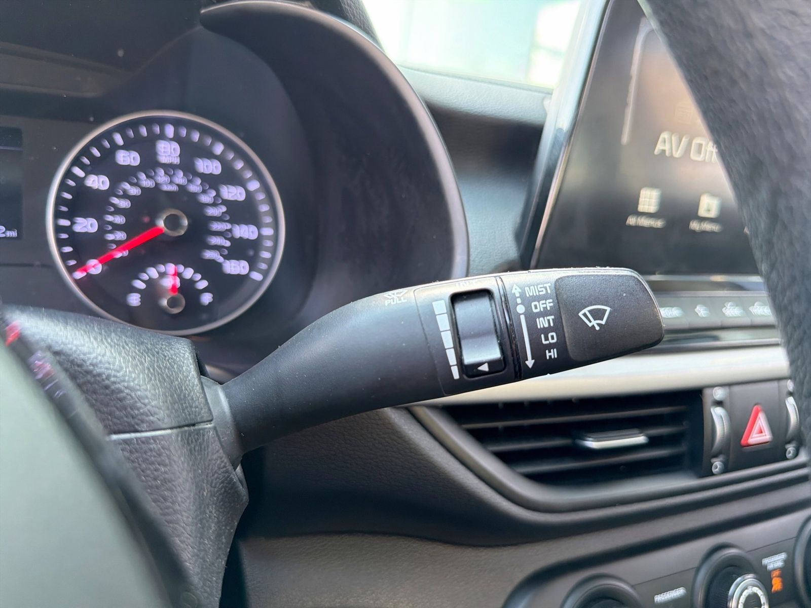 Thumbnail: 2021 Kia Forte - 26