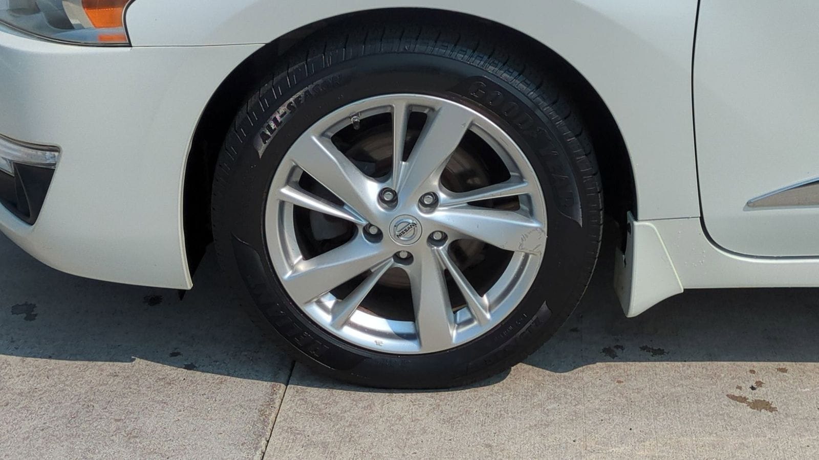 Thumbnail: 2014 Nissan Altima - 12