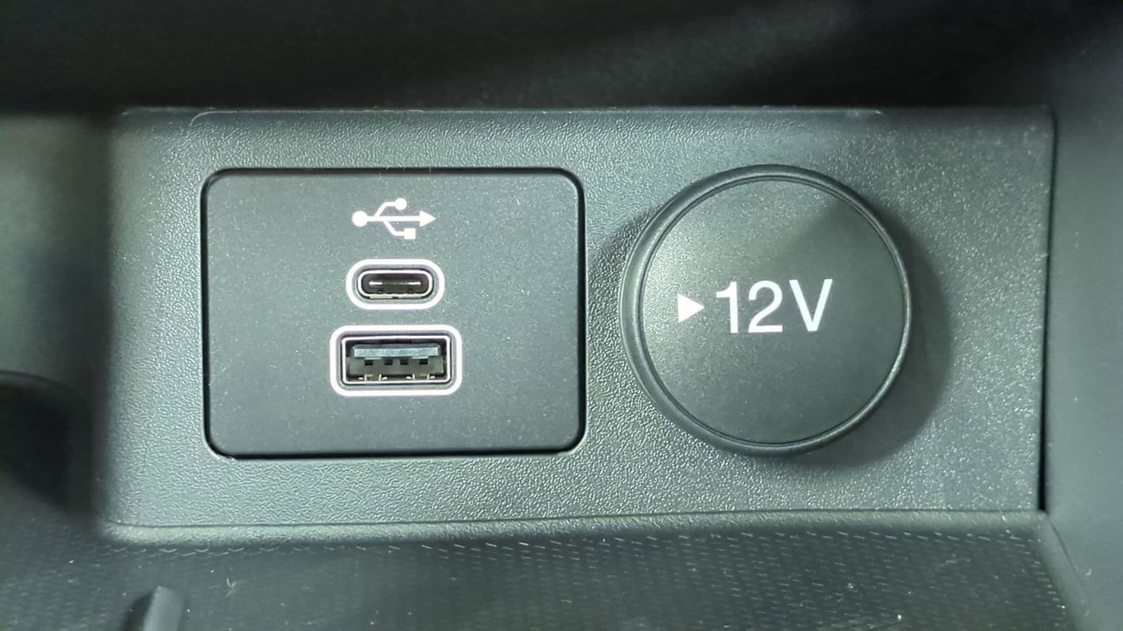 Thumbnail: 2025 Ford Escape - 30