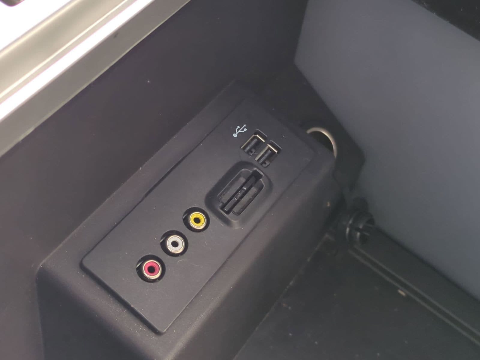 Thumbnail: 2013 Ford F-150 - 39