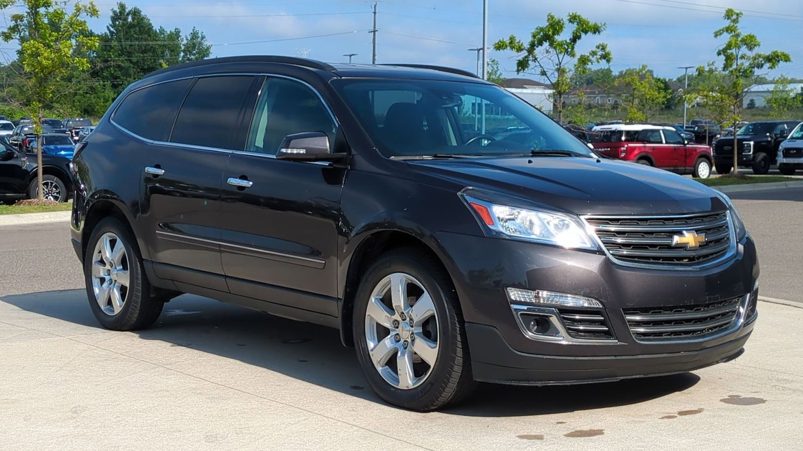 Thumbnail: 2017 Chevrolet Traverse - 9