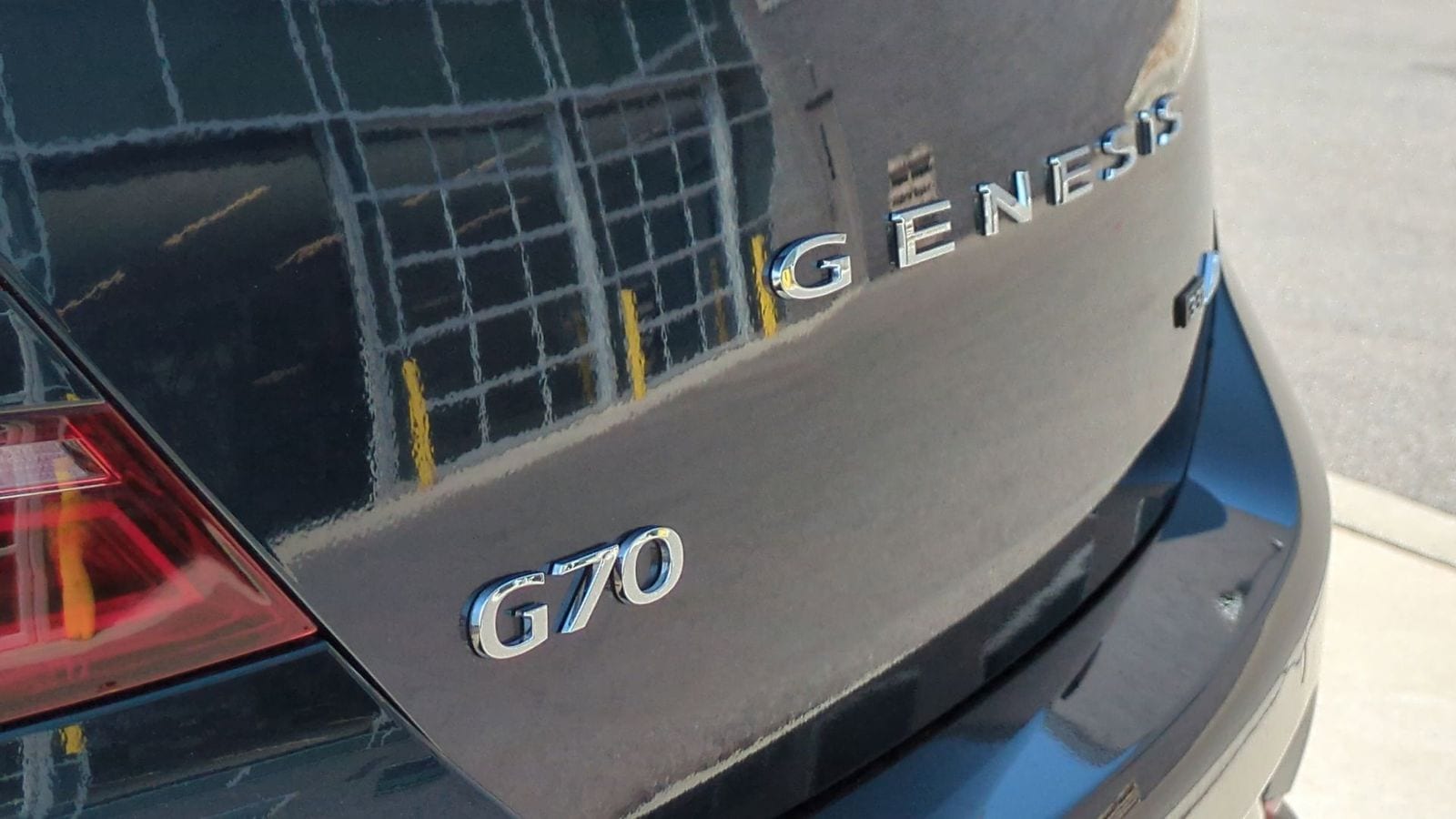 Thumbnail: 2025 Genesis G70 - 13