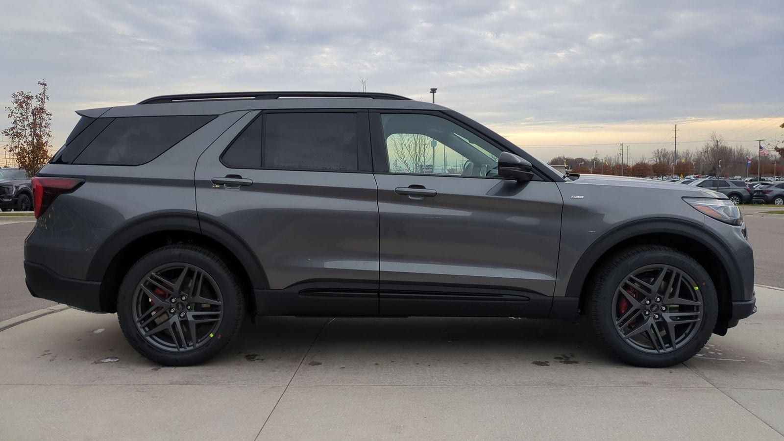 Thumbnail: 2026 Ford Explorer - 7