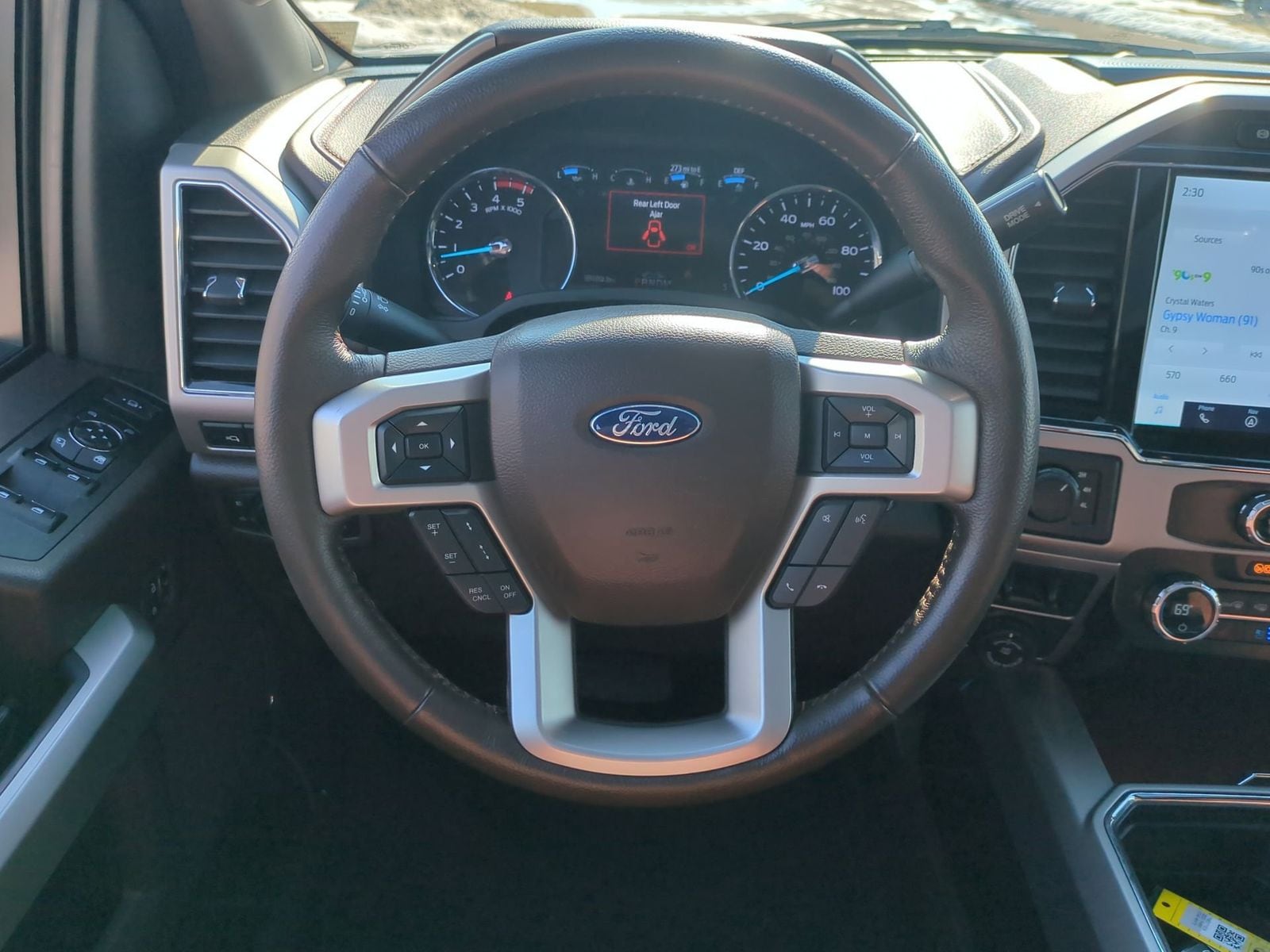 Thumbnail: 2022 Ford F-450 - 33