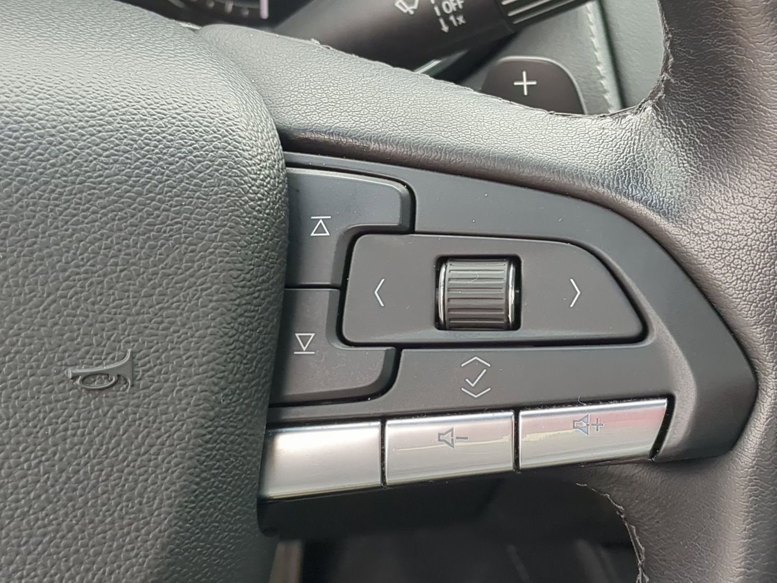 Thumbnail: 2021 Cadillac CT5 - 32