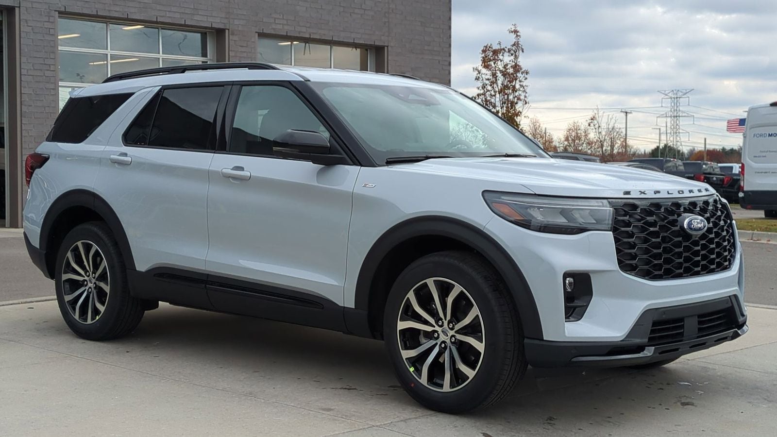 Thumbnail: 2026 Ford Explorer - 8