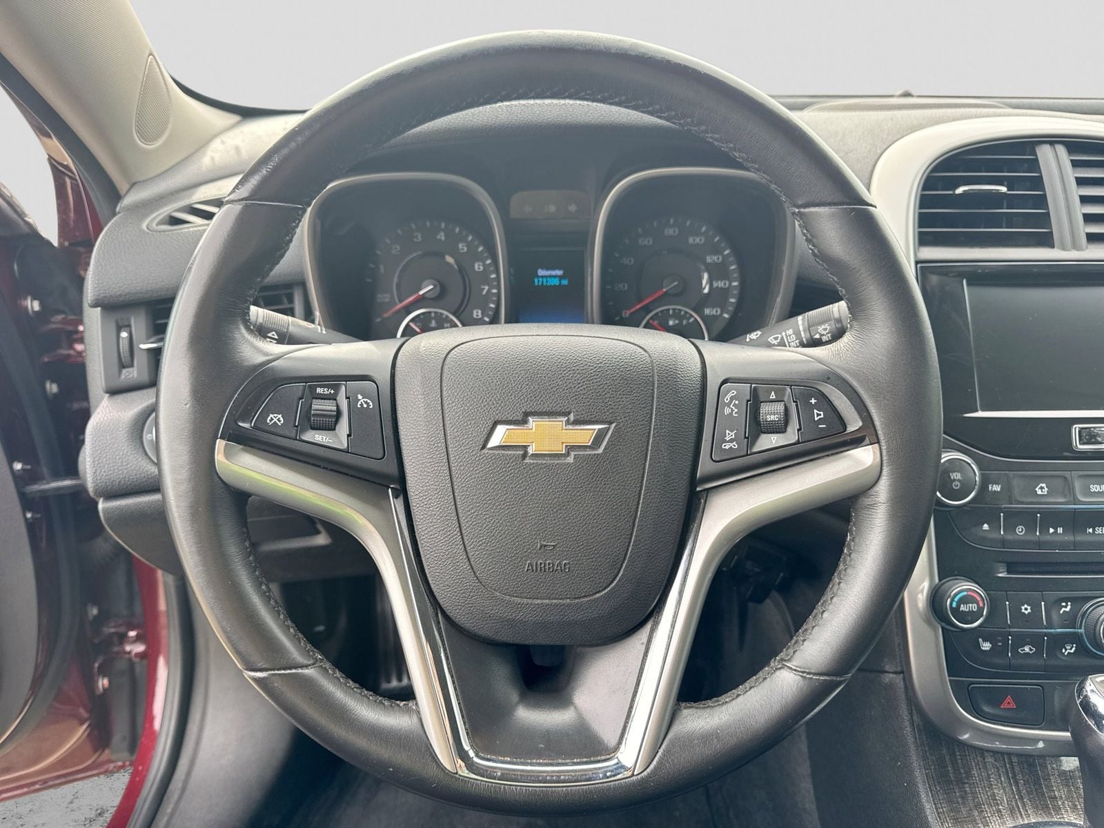 Thumbnail: 2015 Chevrolet Malibu - 22