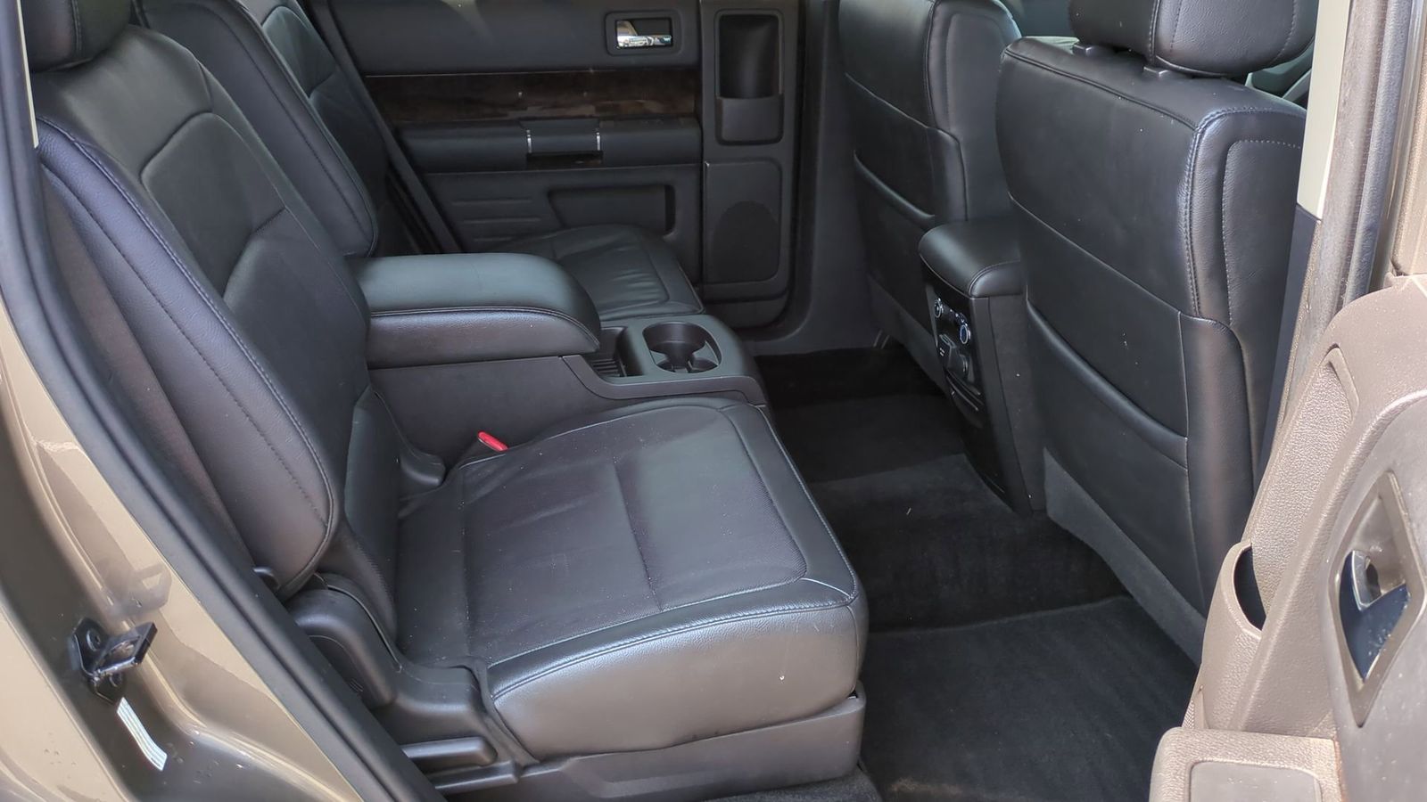 Thumbnail: 2014 Ford Flex - 23