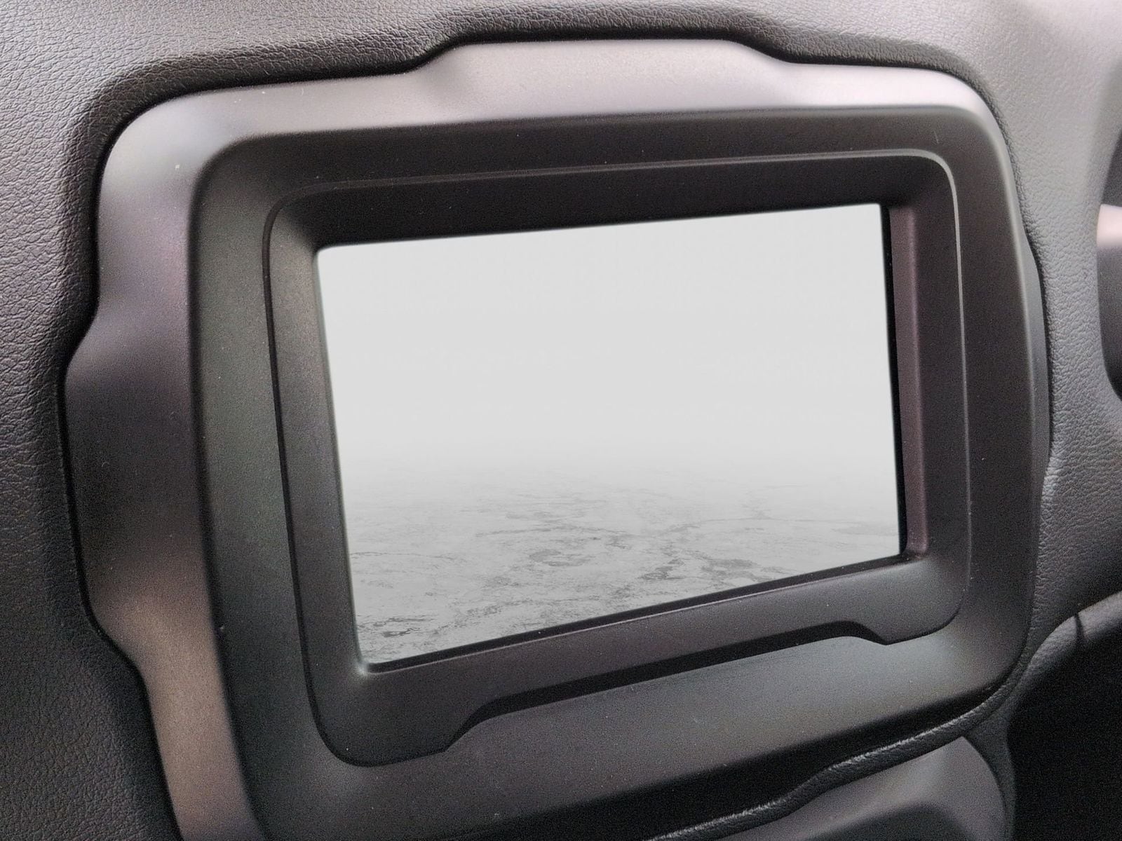 Thumbnail: 2020 Jeep Renegade - 30