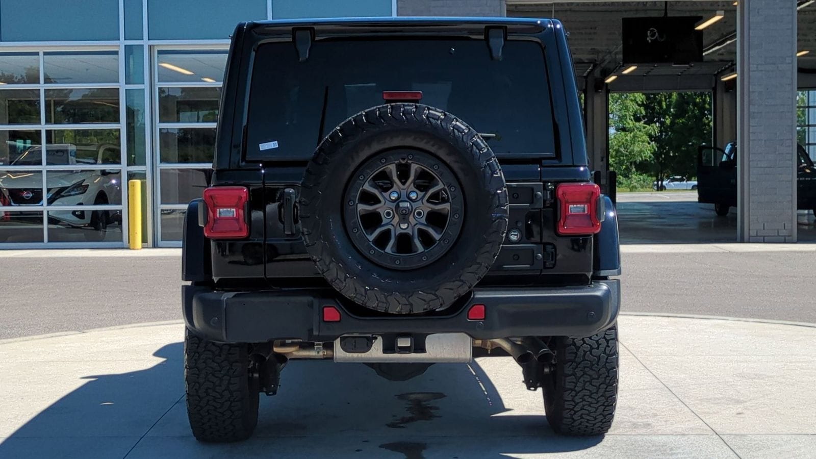 Thumbnail: 2021 Jeep Wrangler - 5