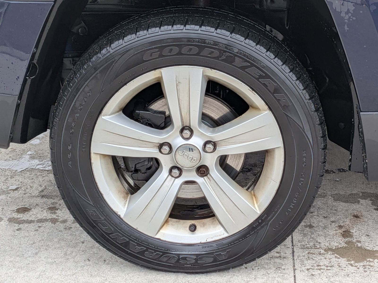 Thumbnail: 2014 Jeep Patriot - 16