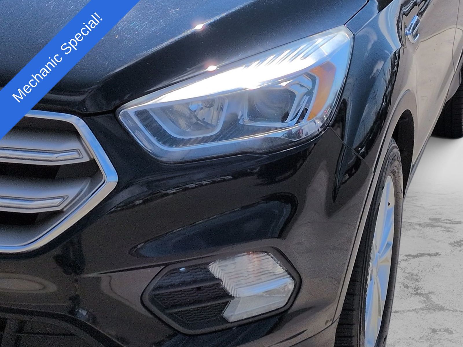 Thumbnail: 2019 Ford Escape - 10