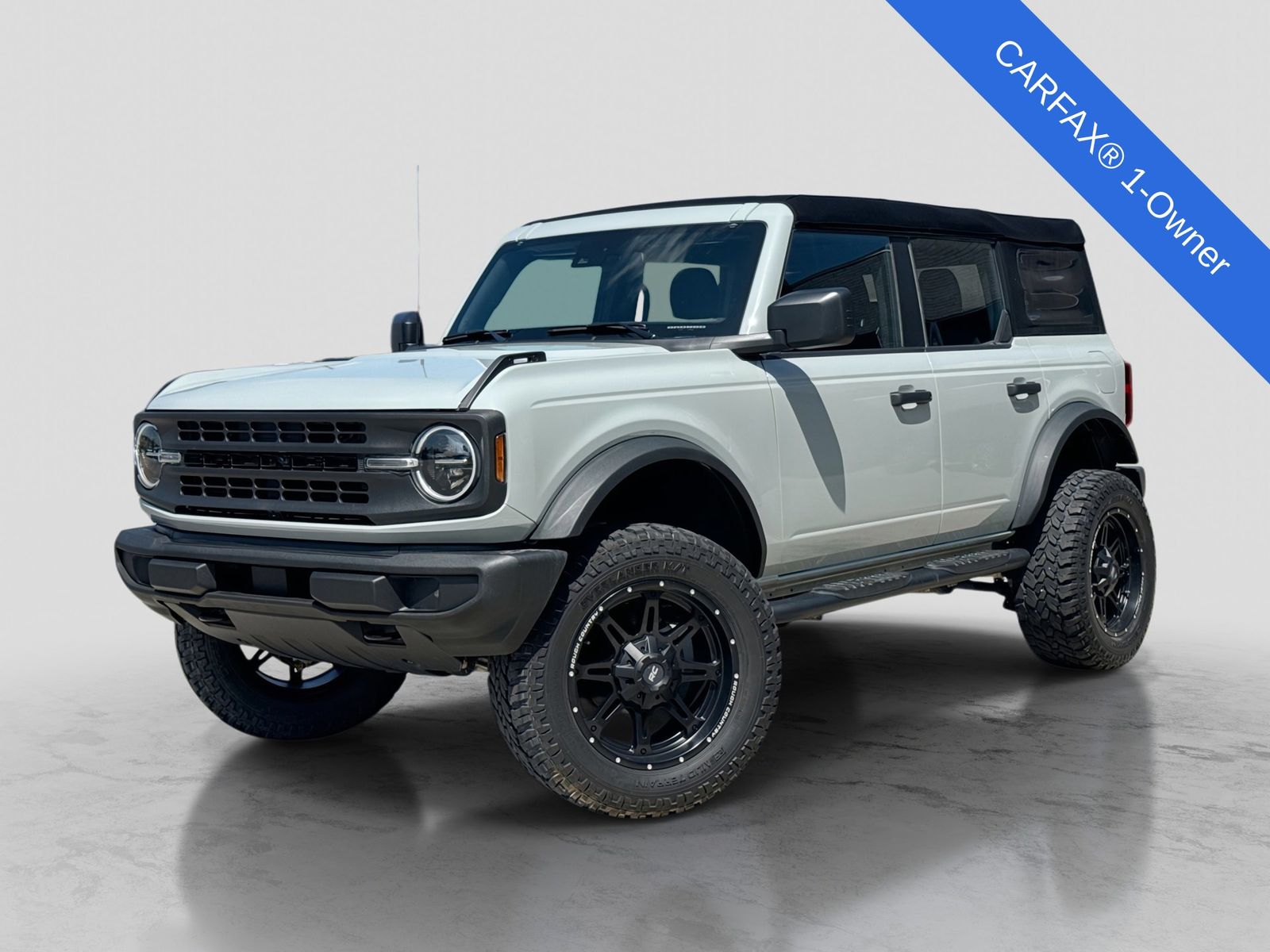 2023 Ford Bronco Base 4x4's photo
