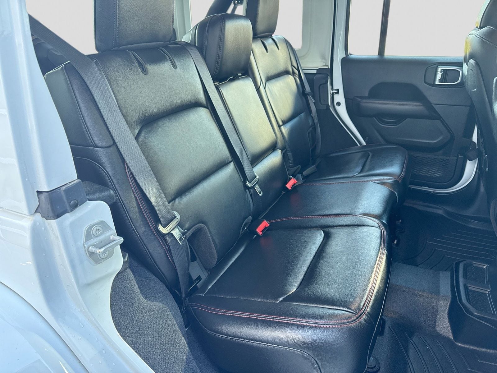 Thumbnail: 2021 Jeep Wrangler - 20