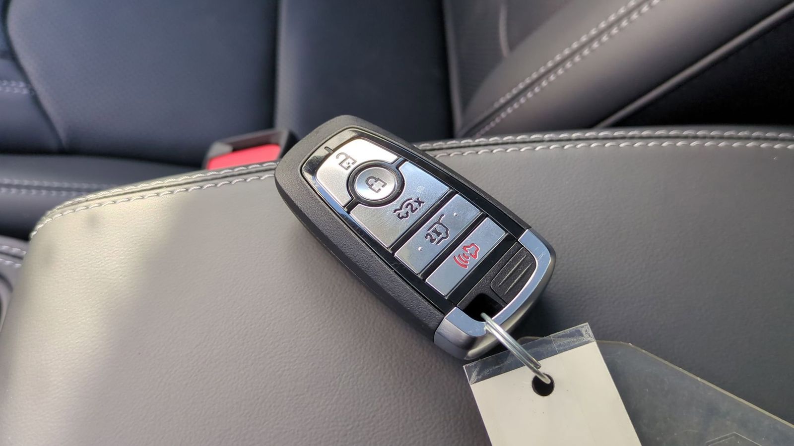 Thumbnail: 2025 Ford Mustang Mach-E - 34