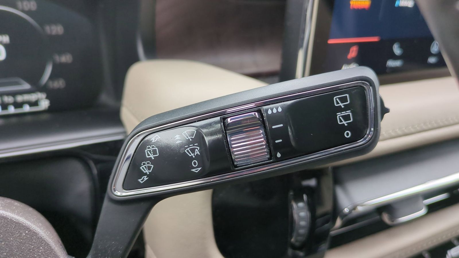 Thumbnail: 2022 Lincoln Nautilus - 28