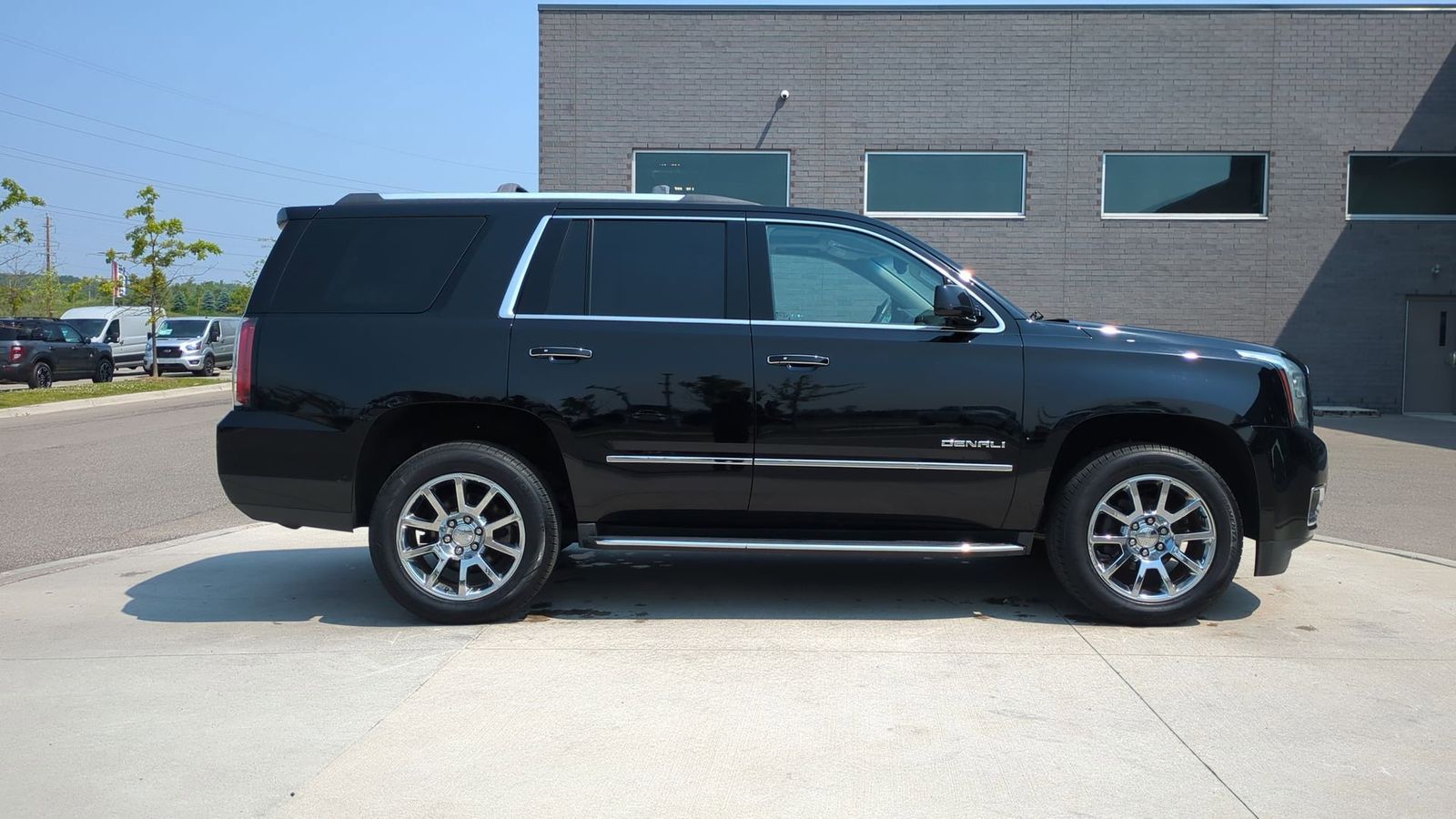Thumbnail: 2018 GMC Yukon - 8