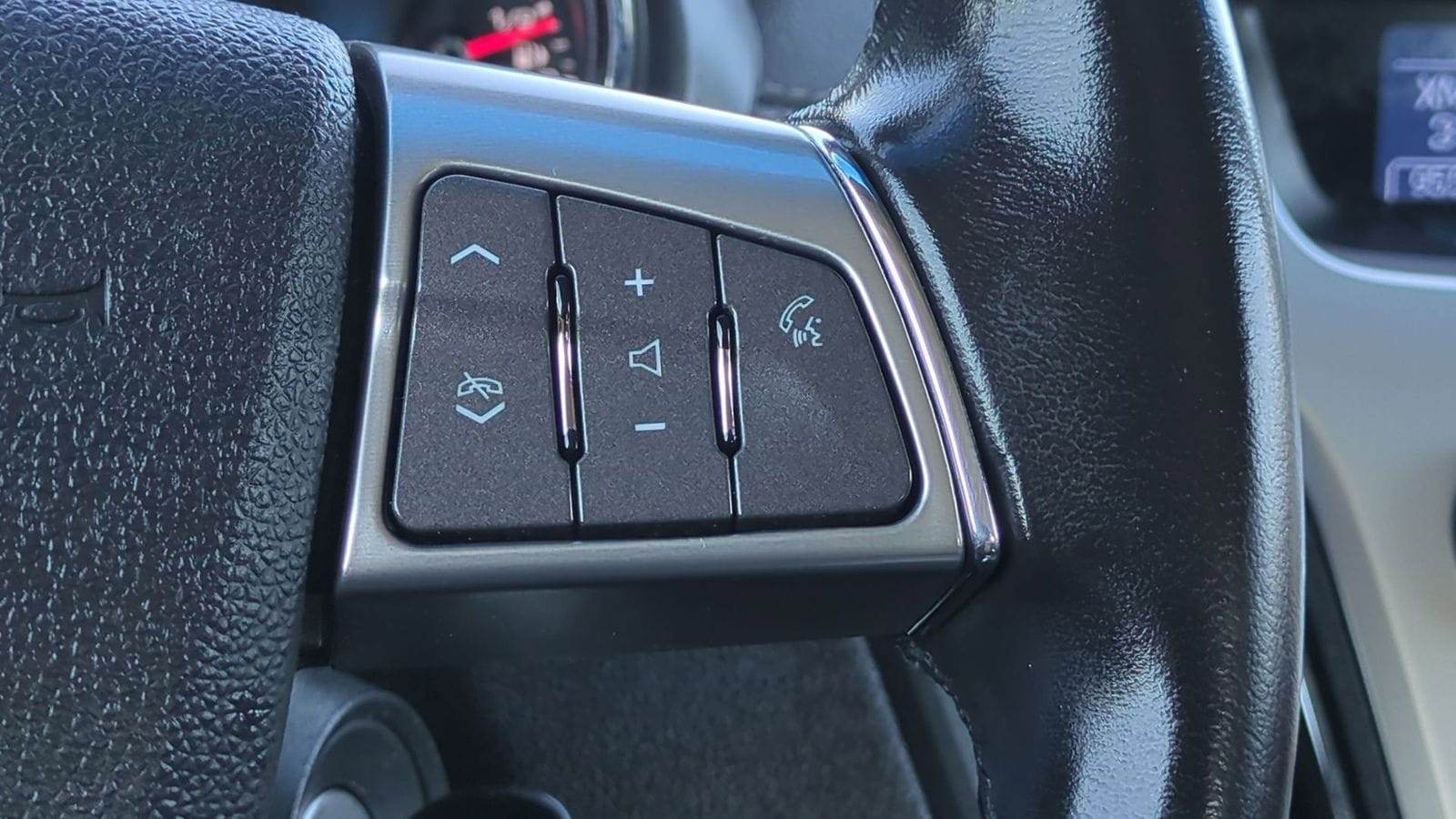 Thumbnail: 2011 Cadillac CTS - 27