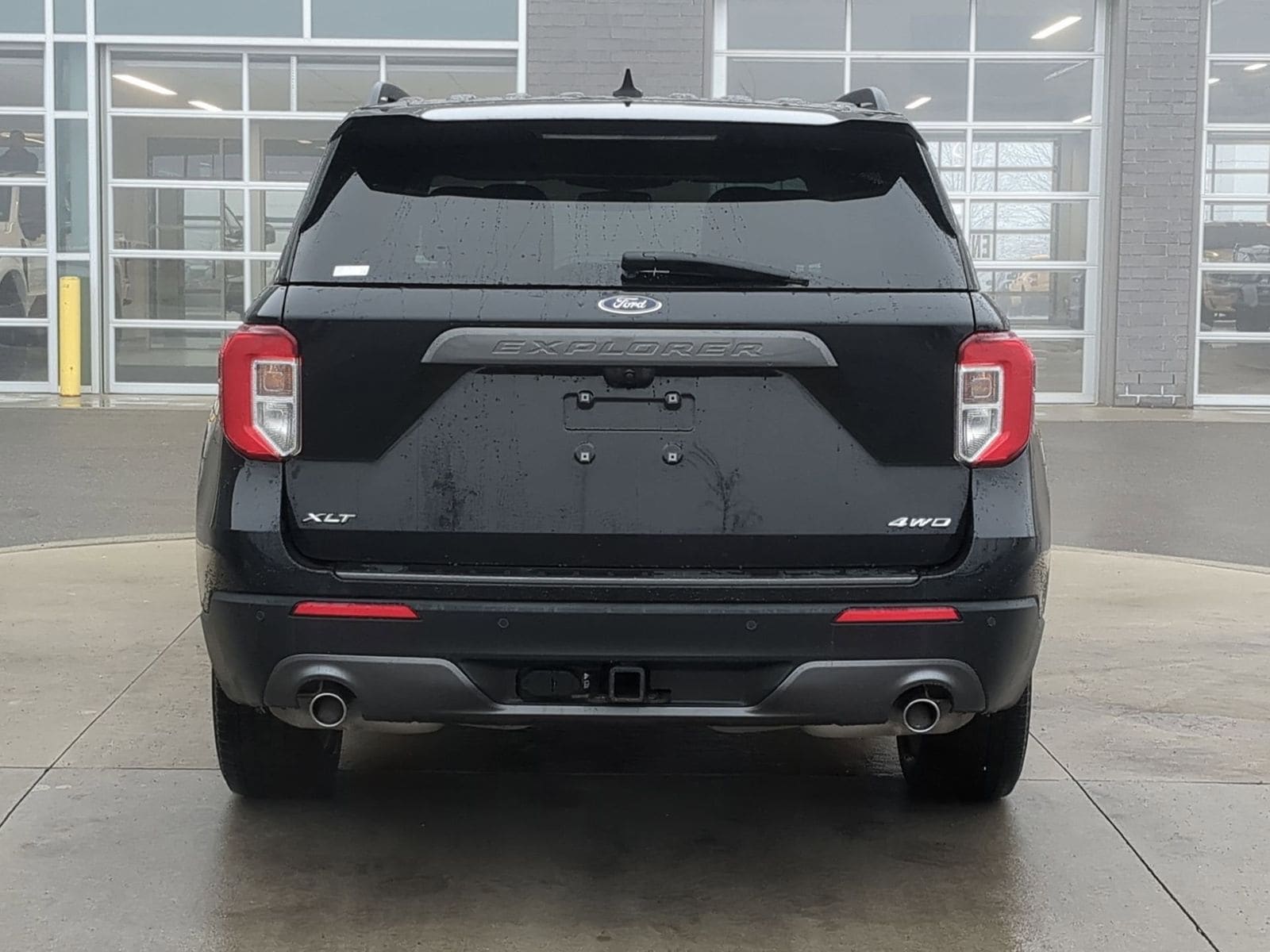 Thumbnail: 2022 Ford Explorer - 7