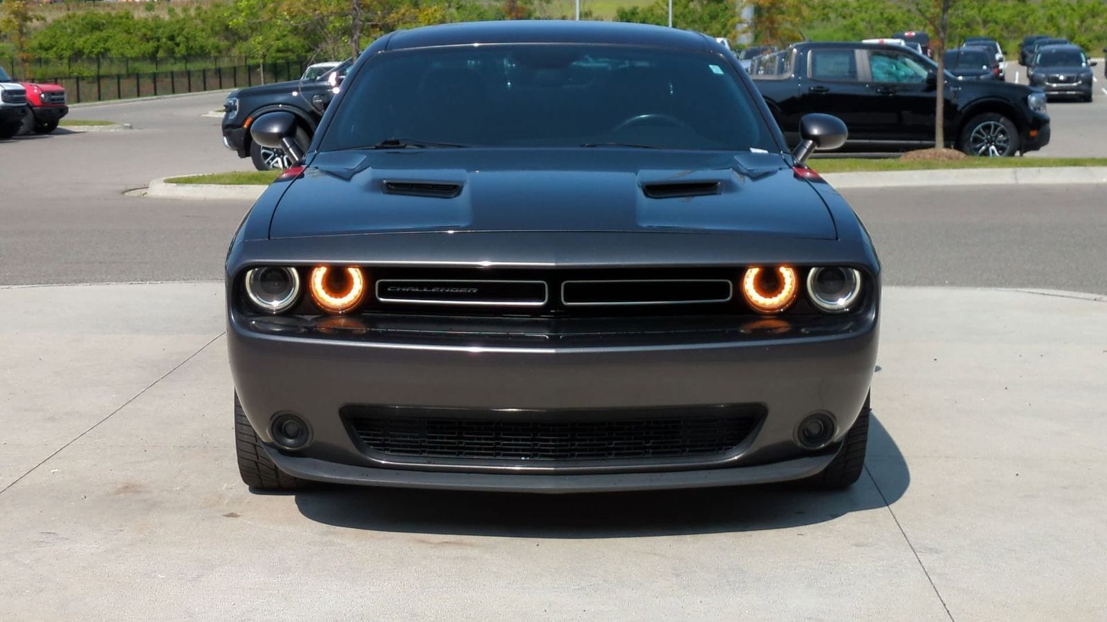 Thumbnail: 2015 Dodge Challenger - 10
