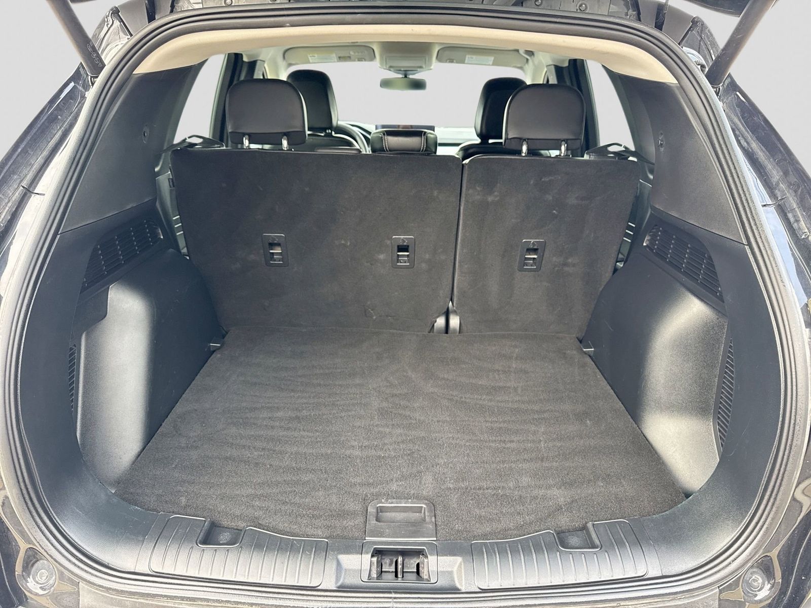 Thumbnail: 2025 Ford Escape - 33