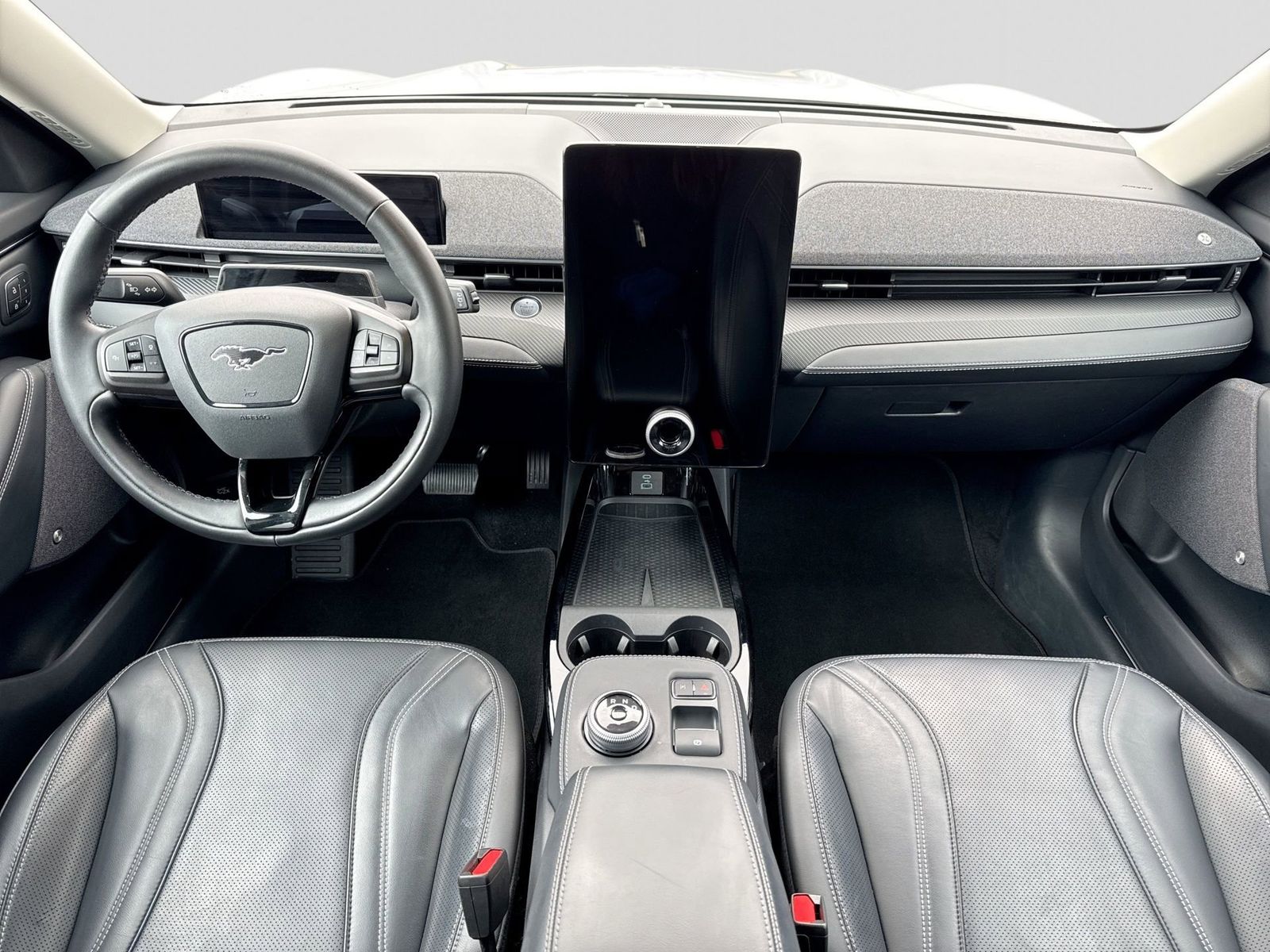 Thumbnail: 2022 Ford Mustang Mach-E - 14