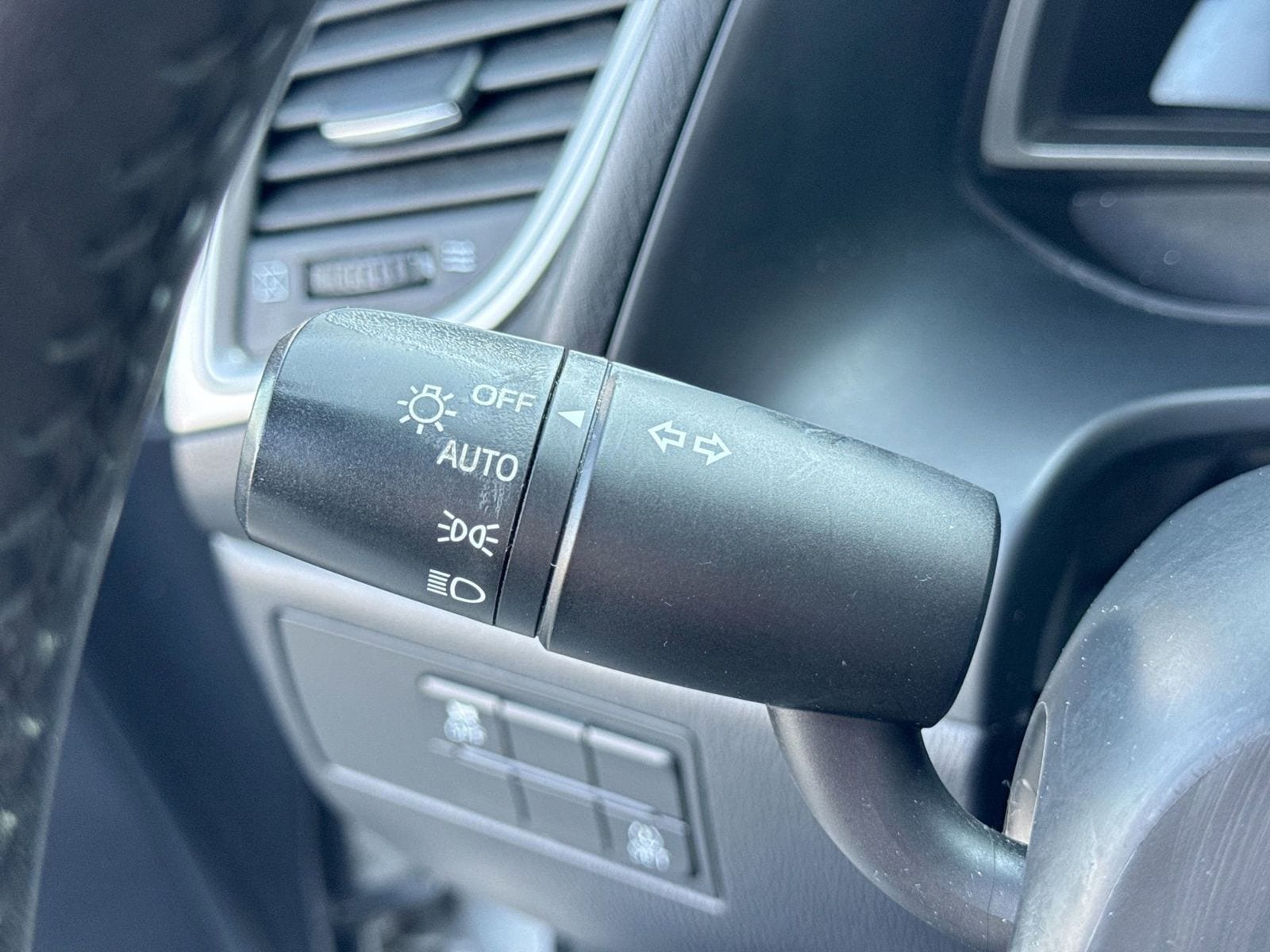 Thumbnail: 2018 Mazda Mazda3 - 25