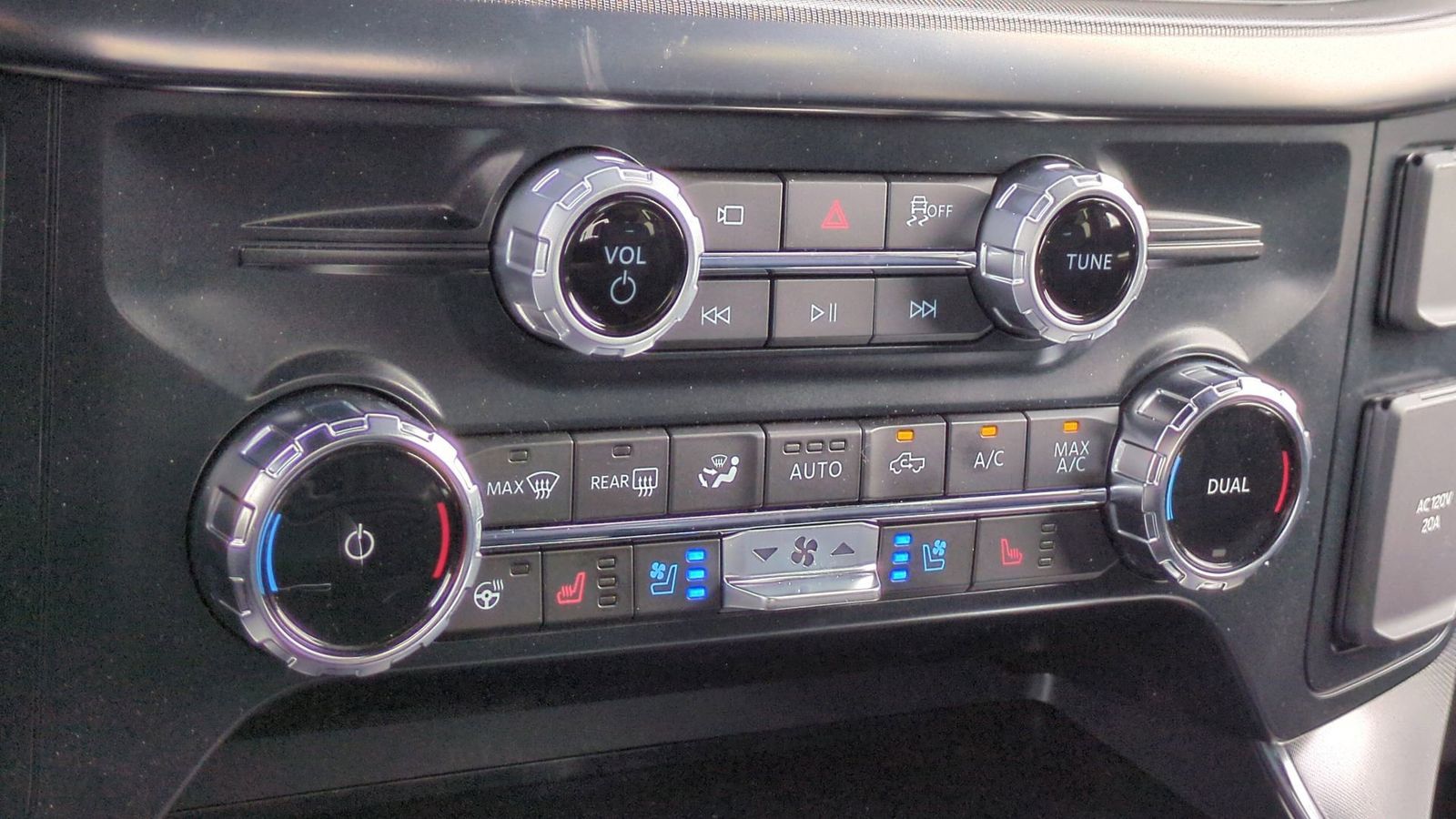 Thumbnail: 2025 Ford F-150 - 29