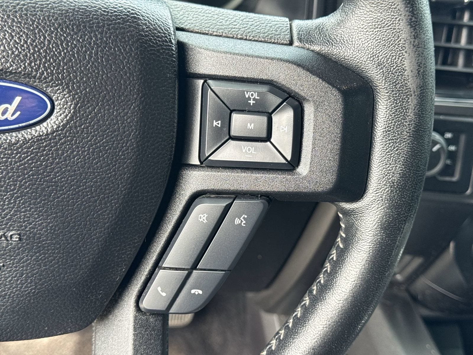Thumbnail: 2017 Ford F-150 - 29