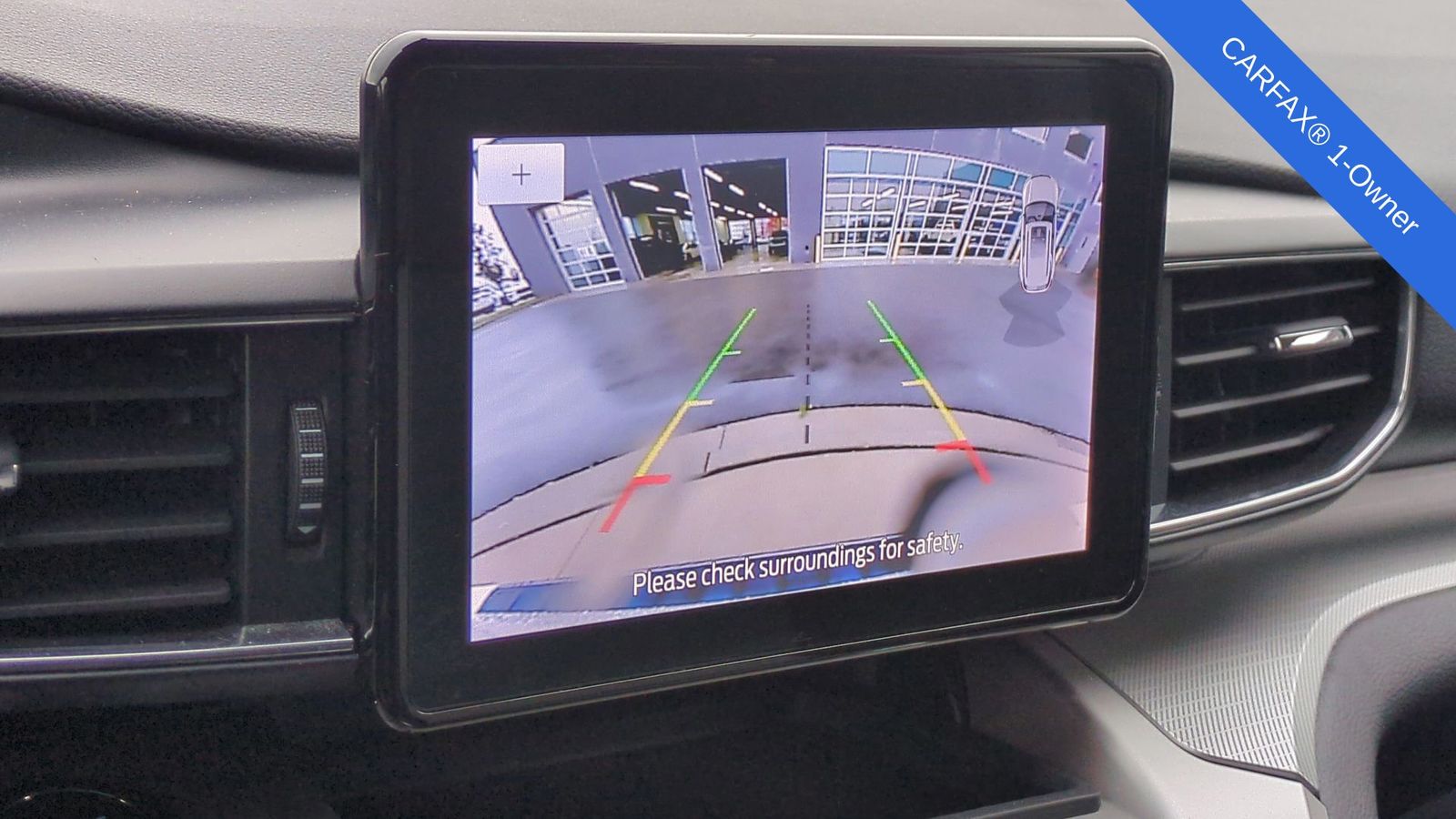 Thumbnail: 2022 Ford Explorer - 32