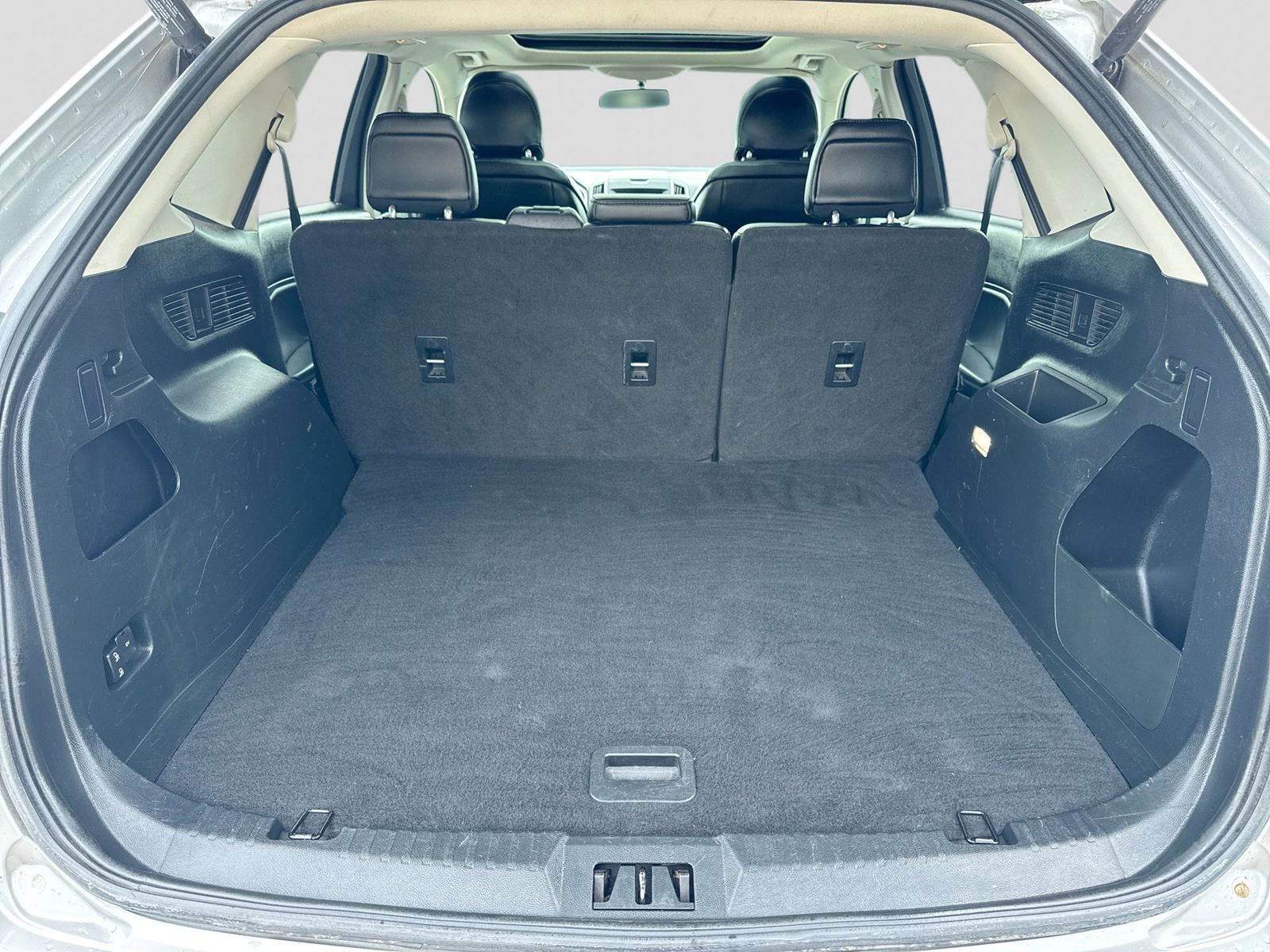 Thumbnail: 2017 Ford Edge - 35