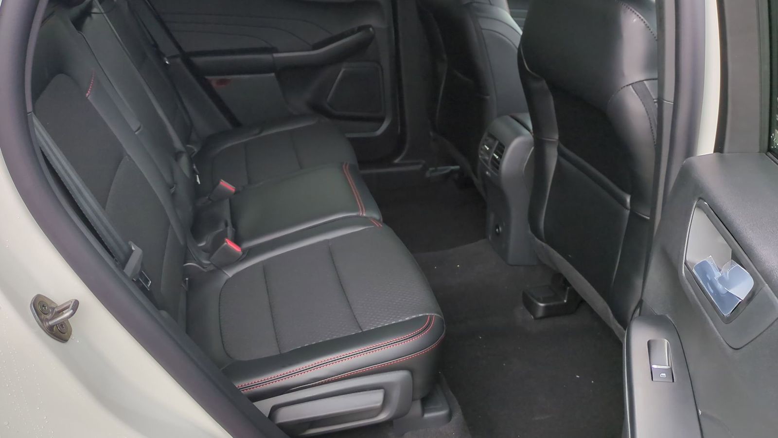 Thumbnail: 2025 Ford Escape - 18