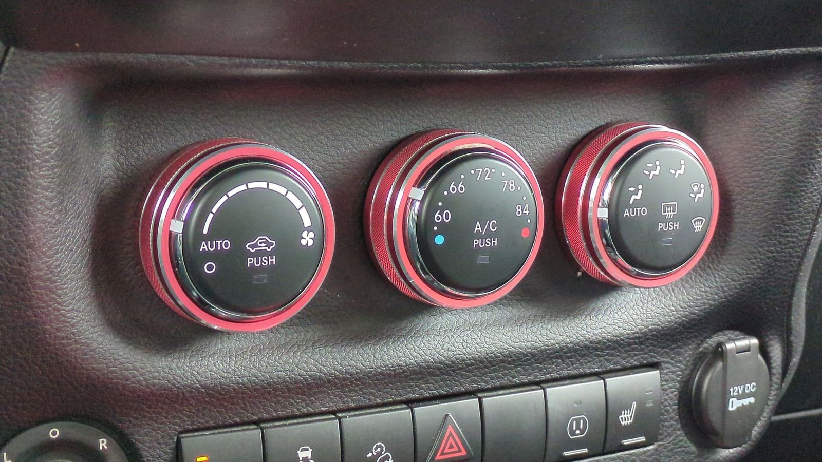 2016 Jeep Wrangler Unlimited Rubicon 32