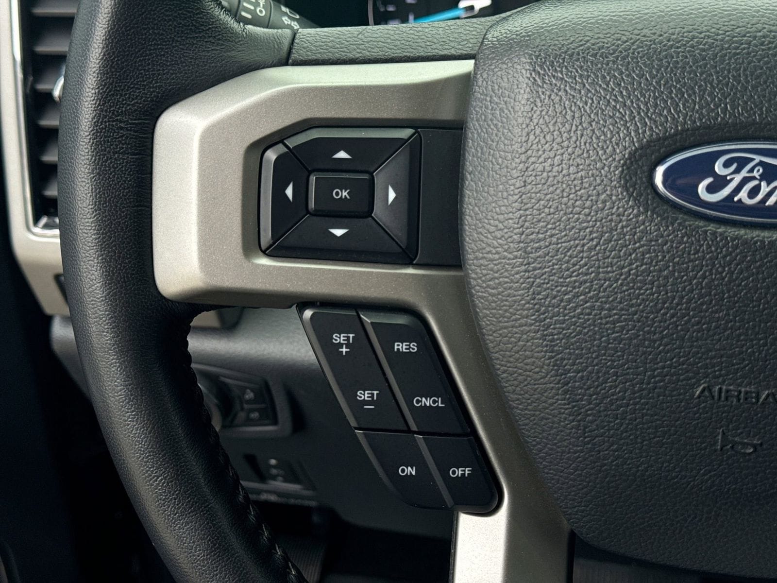 Thumbnail: 2022 Ford F-250 - 29