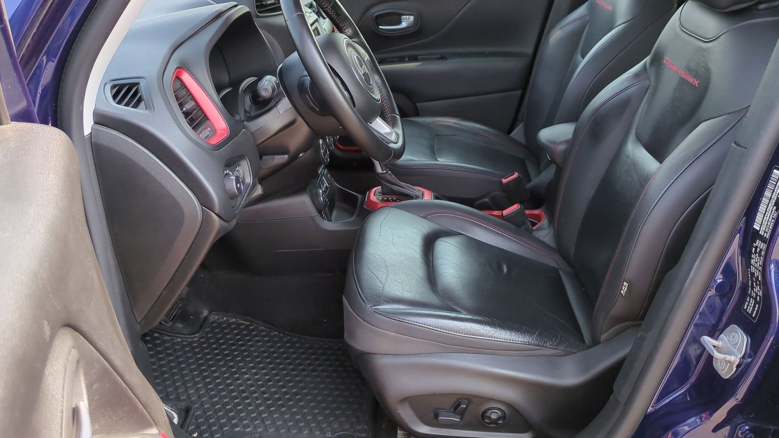 Thumbnail: 2017 Jeep Renegade - 19