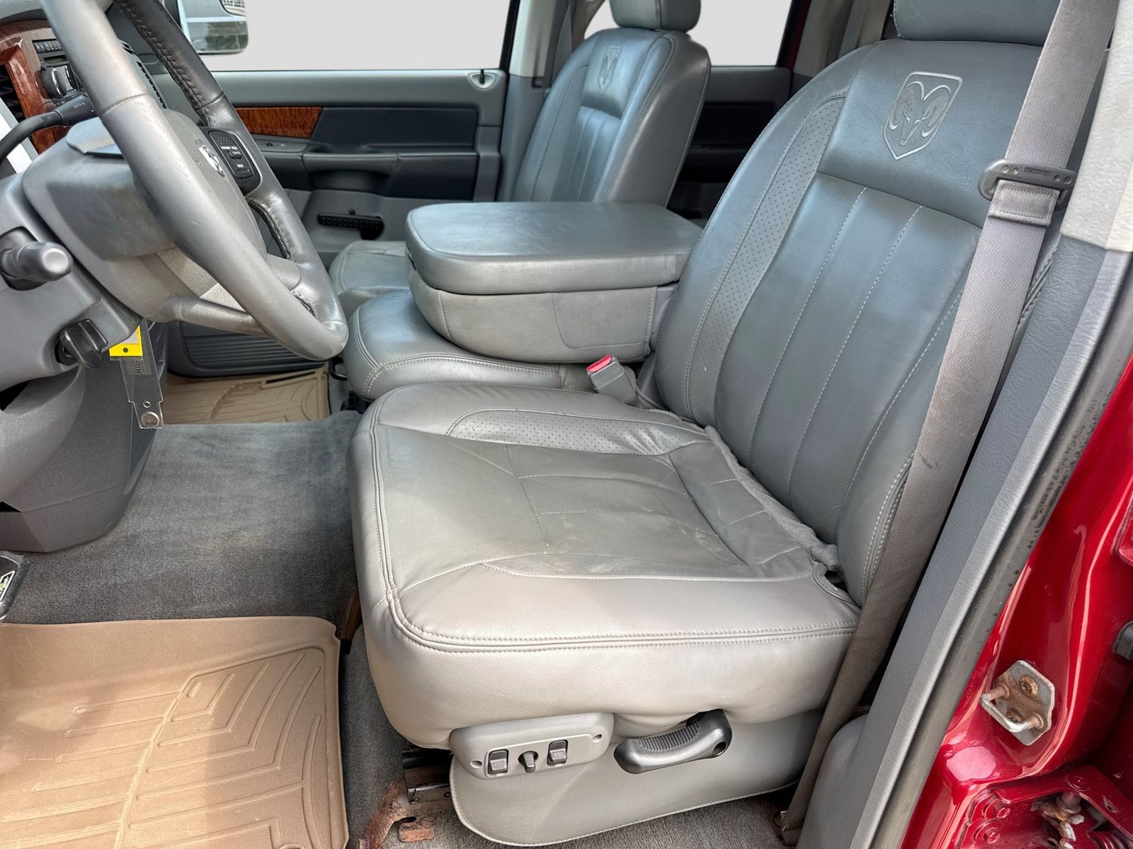 Thumbnail: 2007 Dodge Ram 2500 - 18