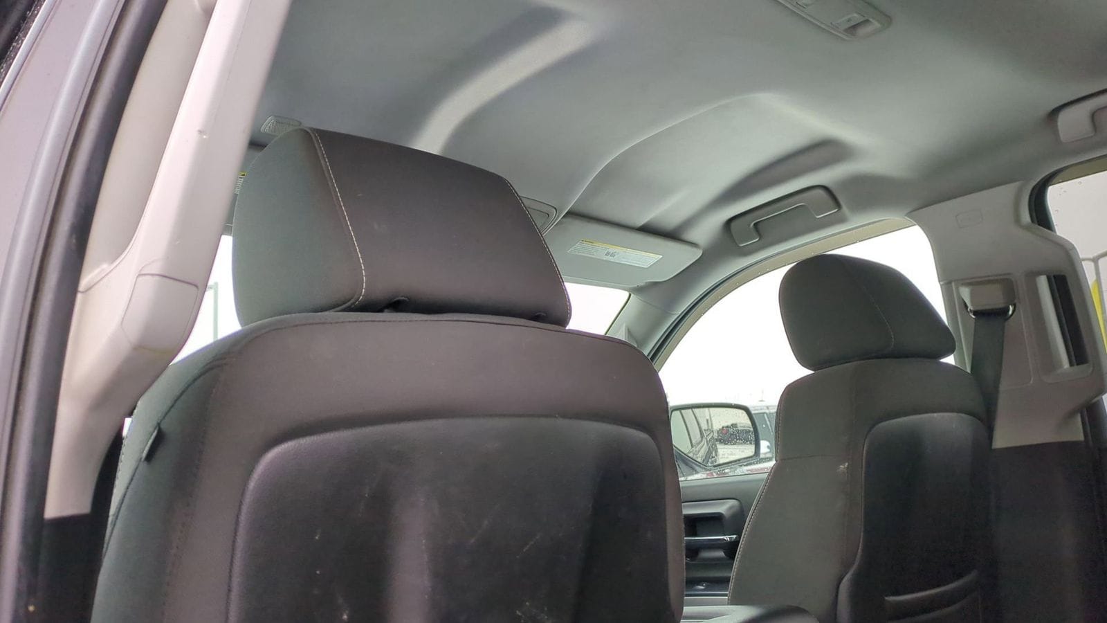 Thumbnail: 2015 Chevrolet Silverado 1500 - 19