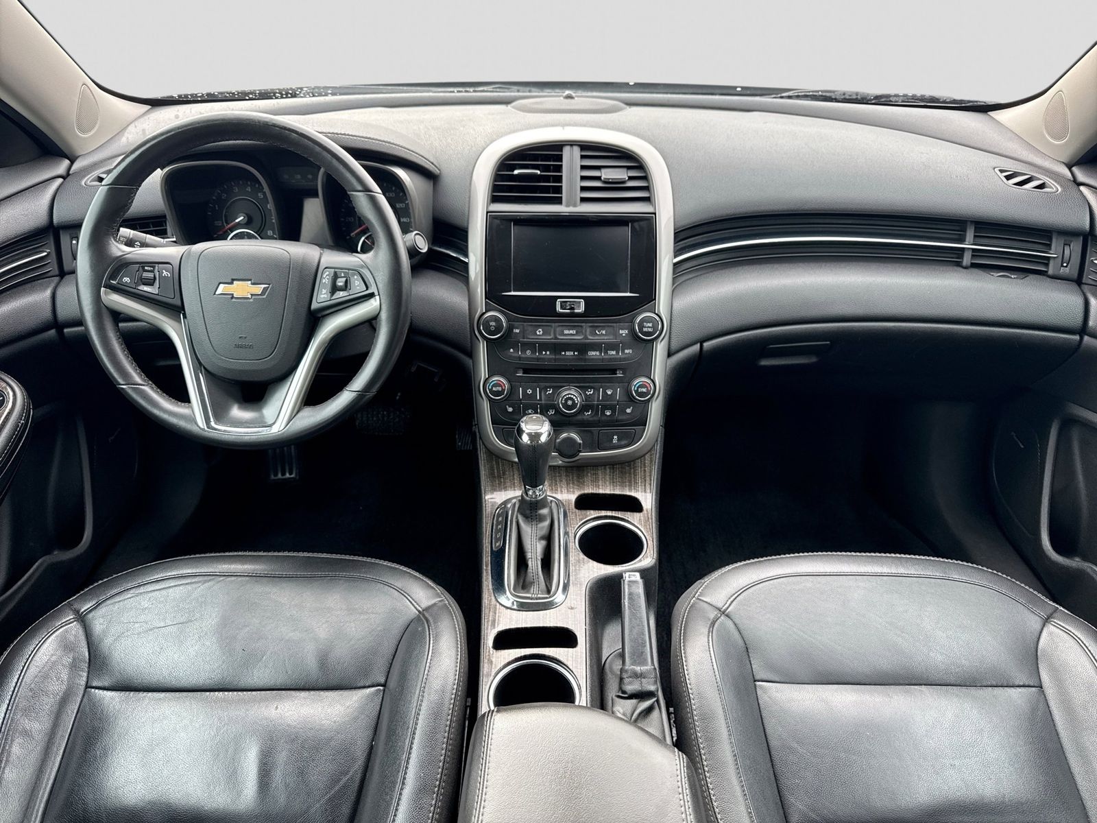 Thumbnail: 2015 Chevrolet Malibu - 14